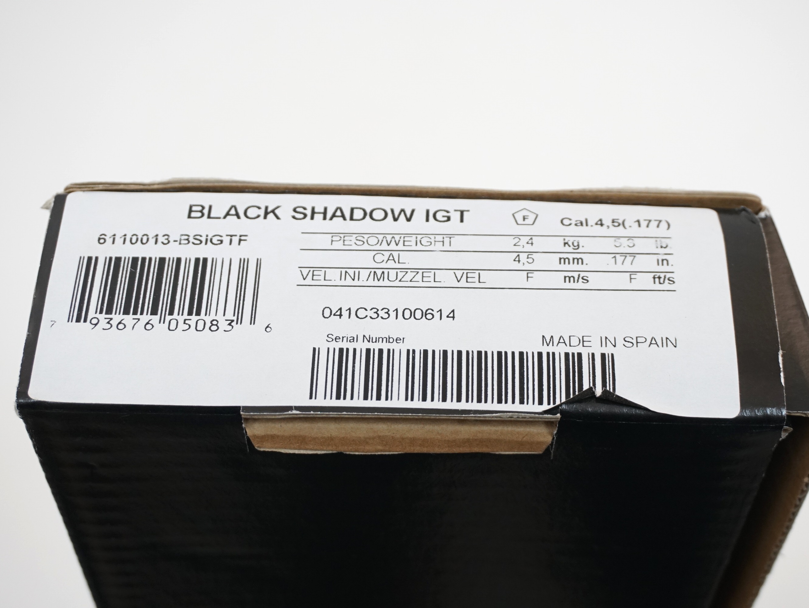 Винтовка пневматическая Black Shadow, к.4,5 (пласт.),