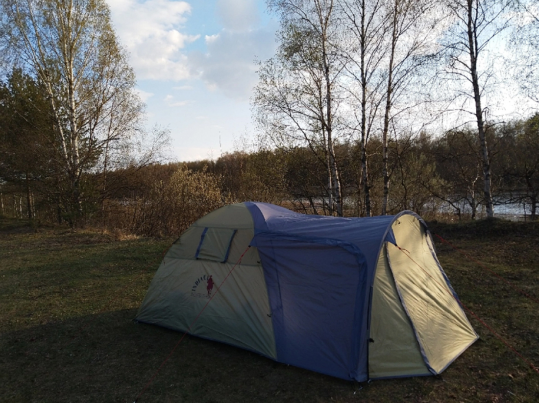 Палатка "Tramp 2"